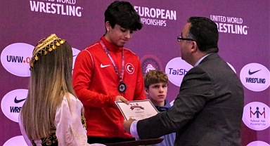 TORKU ŞEKER SPORLU MİLLİ GÜREŞÇİ HALİL ÇINAR AVRUPA İKİNCİSİ OLDU.