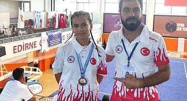 KARAMANLI SPORCULARDAN WUSHU KUNG FU ŞAMPİYONASI'NDA 1 ALTIN, 2 BRONZ MADALYA