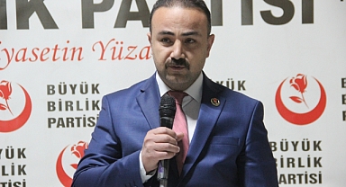 Karaman Belediye Başkan Adayı Mesut Soyfidan, seçilmeleri durumunda vatandaş ayrımı yapmaksızın herkese eşit hizmet edeceğiz. “dedi.