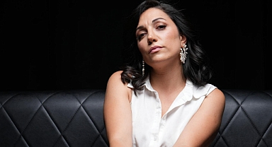 ASLIHAN OBAOĞLU – “DERDİN NEYDİ”