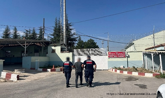 Jandarma Dedektifleri (JASAT) ekiplerinin titiz çalışmaları sonucunda, farklı suçlardan aranan 58 kişi yakalandı.