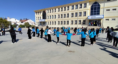 Karaman’da Öğrenciler Afet Tatbikatında Bilinçlendi