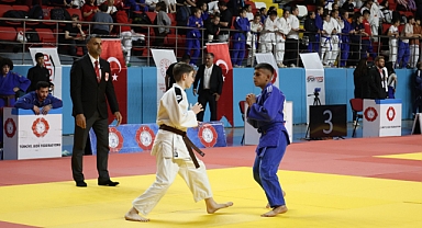 KARAMAN’DA SPOR TOTO MİNİKLER TÜRKİYE JUDO ŞAMPİYONASI BAŞLADI